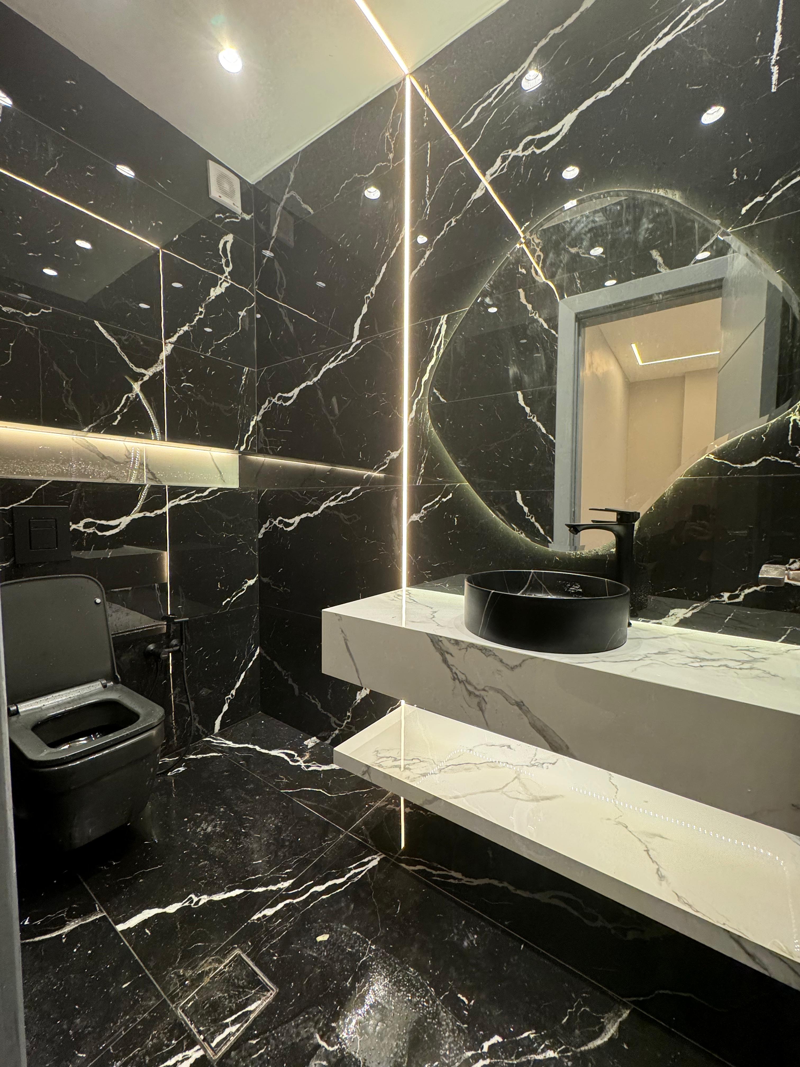 Vintage Glam Bathroom